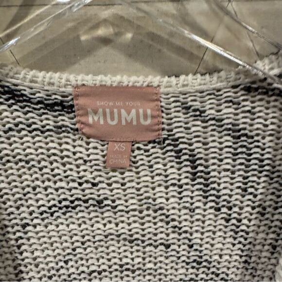 Show Me Your MuMu Hug Me Sweater Coconut Zebra Knit Sz XS (OVERSIZED) - Picture 7 of 8